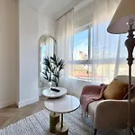 Tu En El Centro De